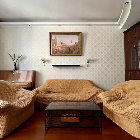 Old Lemberg Apartment Екстер'єр фото