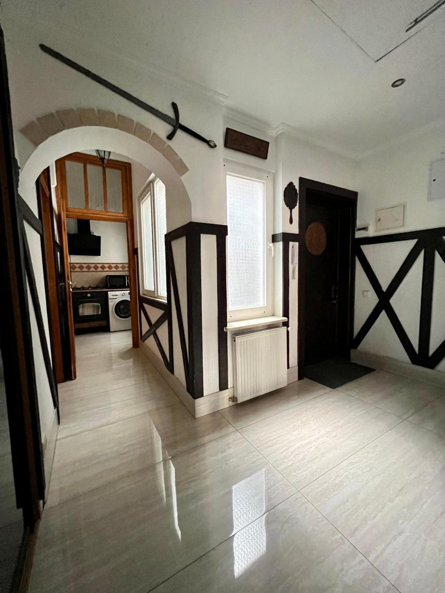 Old Lemberg Apartment Екстер'єр фото