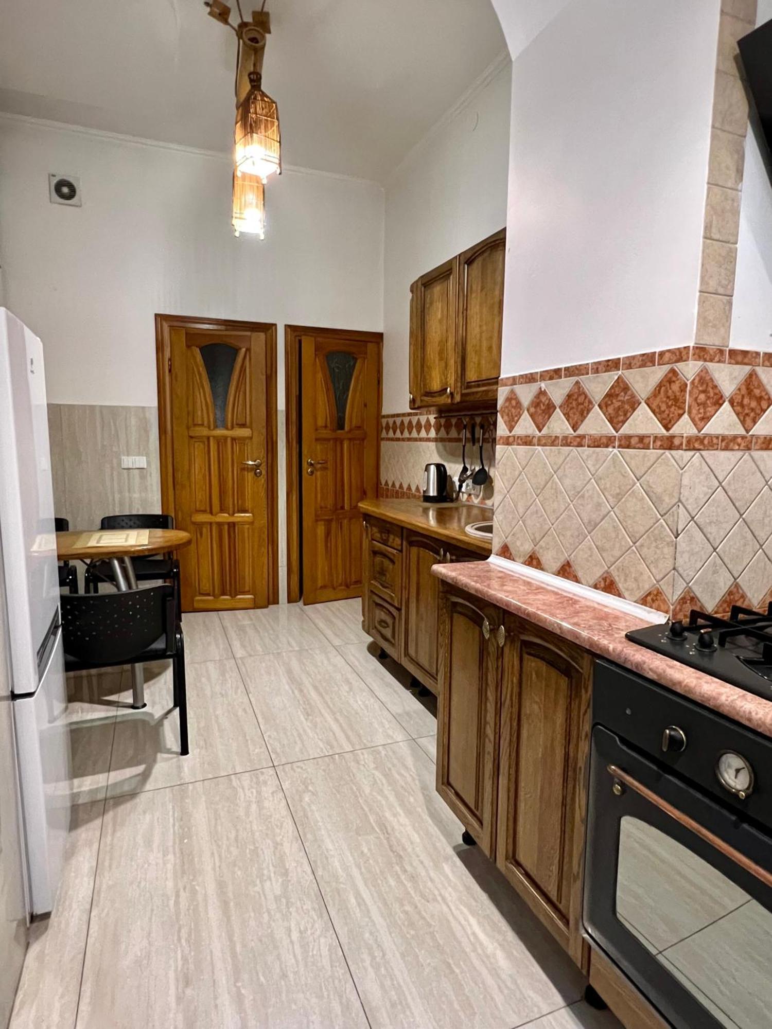 Old Lemberg Apartment Екстер'єр фото