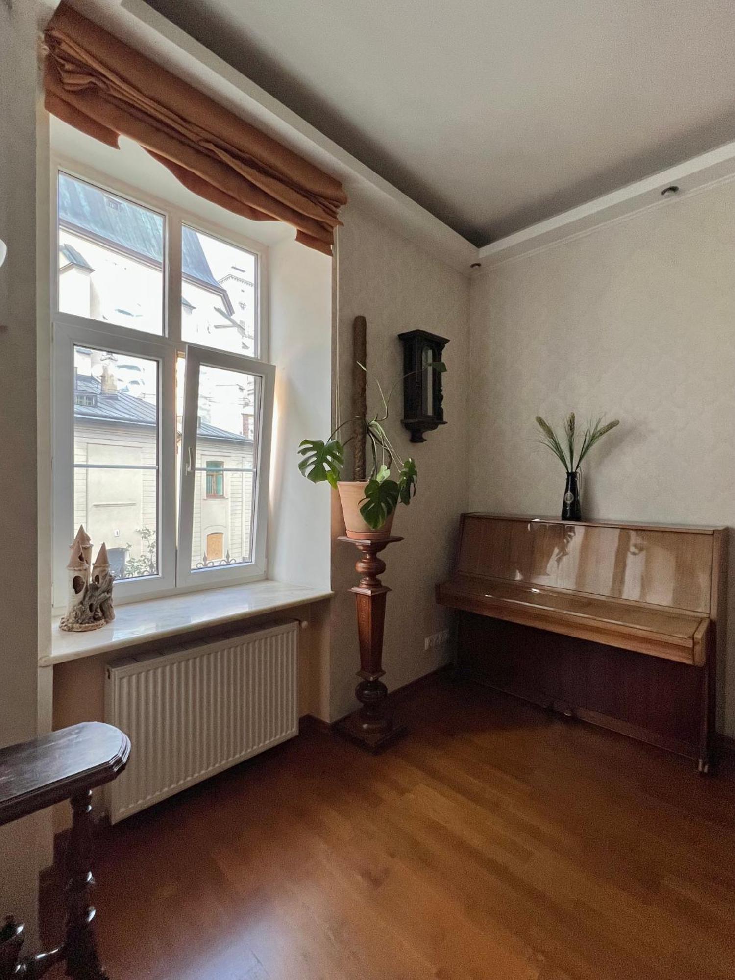 Old Lemberg Apartment Екстер'єр фото